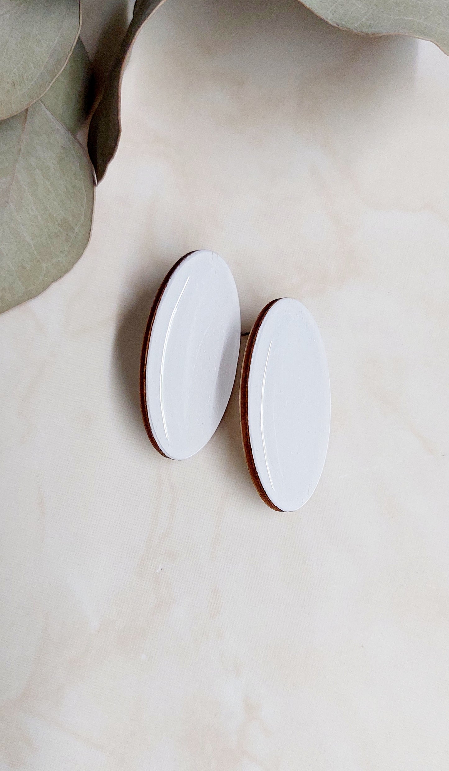 Wooden Oval Stud Earrings- White