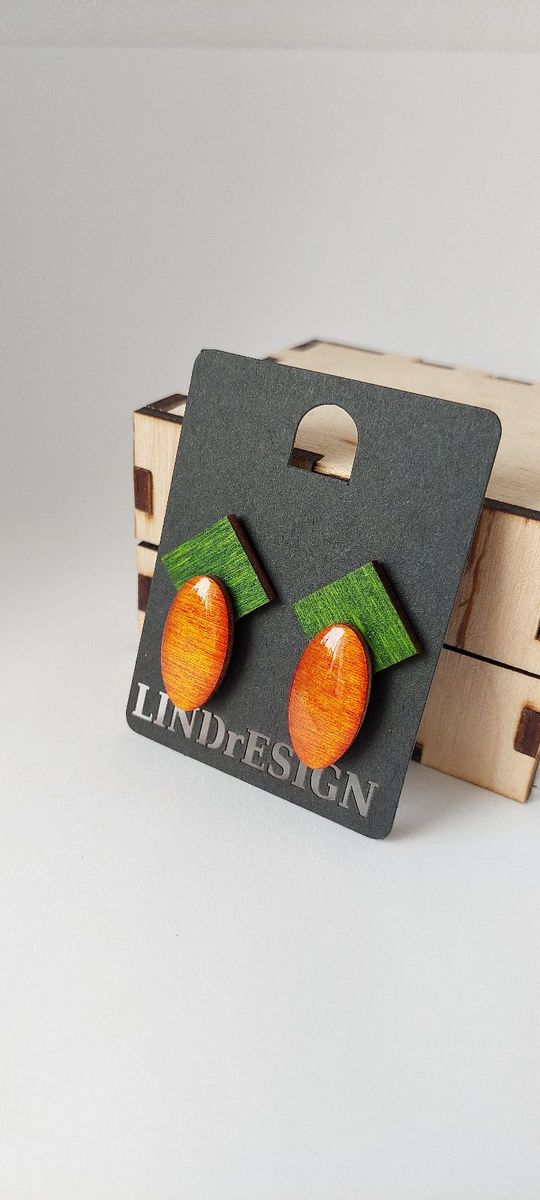 Square & Oval Stud Earrings – Green & Orange