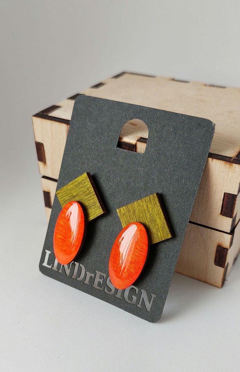 Square & Oval Stud Earrings – Olive & Orange