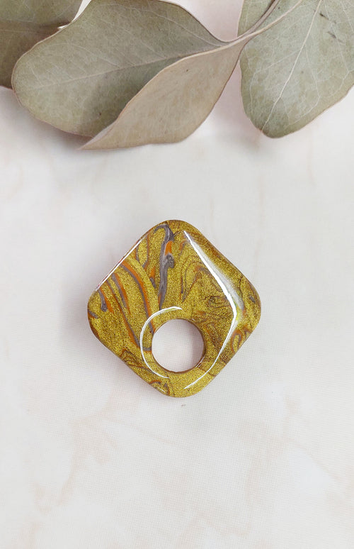 Kandiline pross/prillihoidja – kuldne